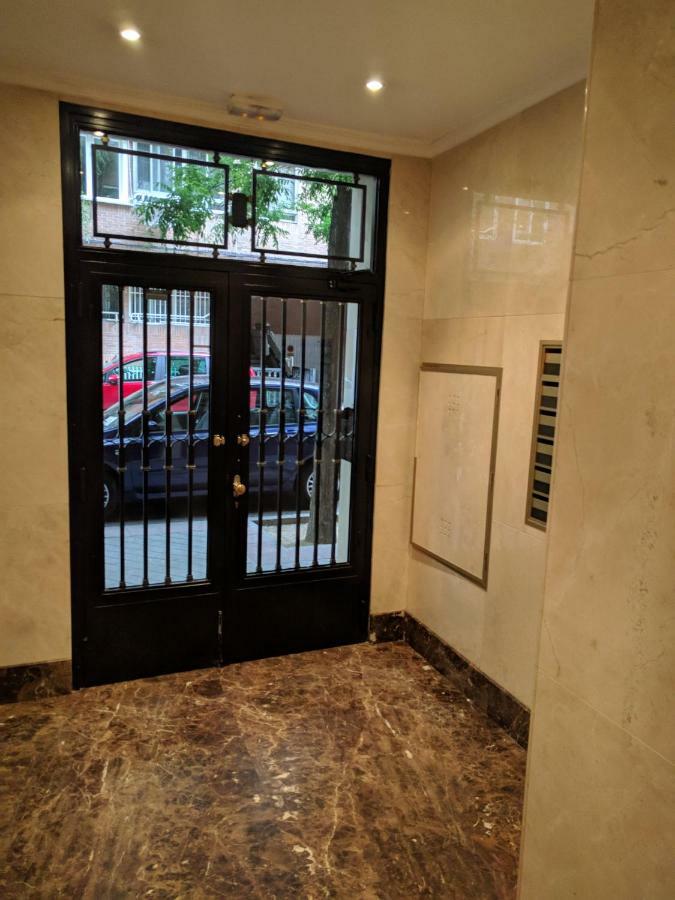 Gran Apartamento Cerca De Atocha Apartment Madrid Luaran gambar